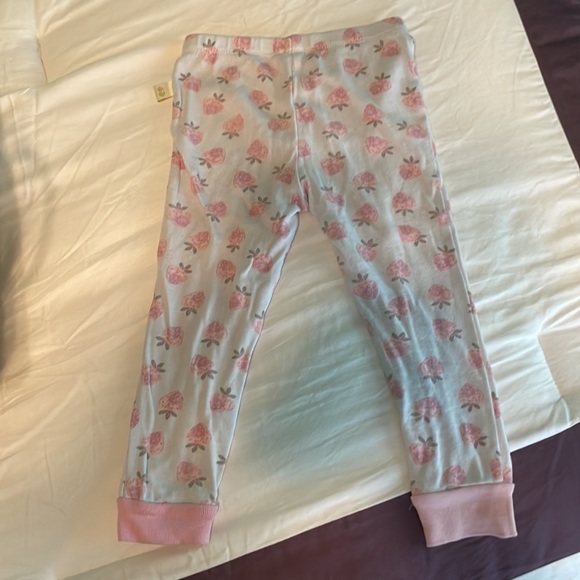 Strawberry Pajamas l 3T - Picture 10 of 13